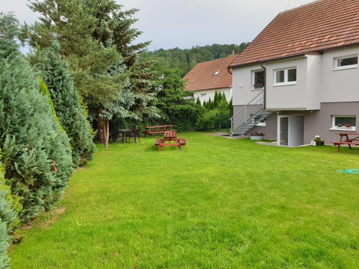 Ubytování ADR100 Adršpach Esterno foto